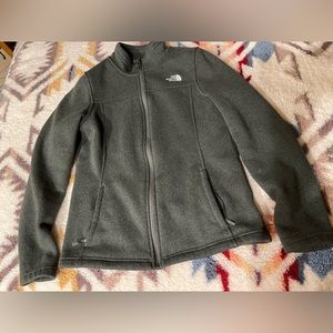 North face fleece zip up sweater